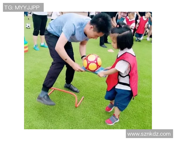 撒盐哥与足球明星的奇妙互动瞬间揭秘趣味背后的故事与友谊