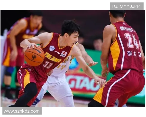 重庆篮球队与杭州篮球队的耐力较量赛后分析与反思